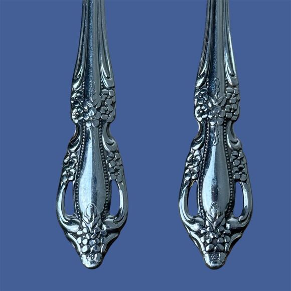 Oneida Raphael Stainless Distinction Shrimp Cocktail Appetizer Fork Flatware VTG - Picture 2 of 8